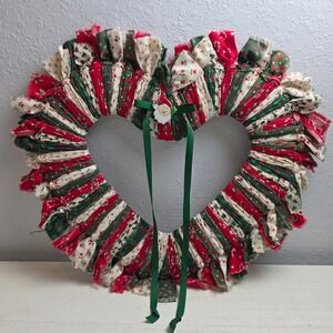 Handmade Heart‎ Wreath Christmas Fabric Tie Red Green Cream Santa Bow Farmhouse